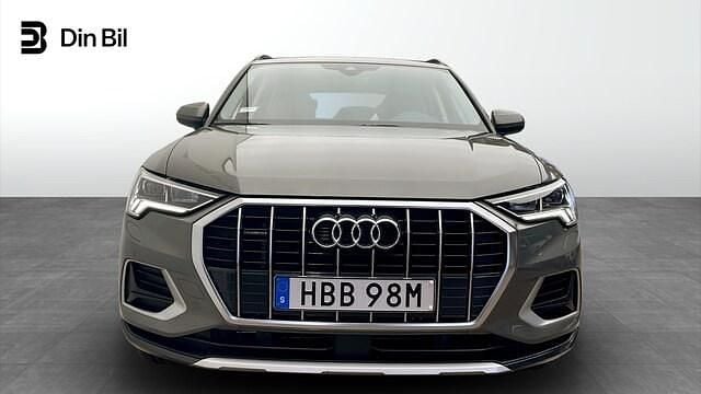 Begagnad Audi Q3 Advanced Plus 200 HK (147 kW) 2020 Z7z7 SUV