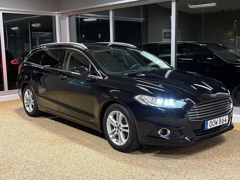Svart Begagnad 2017 Ford Mondeo Titanium Kombi | 114 900 kr (Bra pris) - Bild 1/4