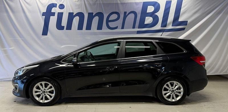 Svart Begagnad 2016 Kia Ceed Sportswagon Kombi | 89 500 kr (Marknadspris) - Bild 1/4