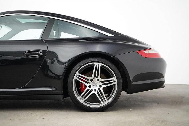 Begagnad Porsche 911 Targa 4S 355 HK (261 kW) 2007 Svart Cab
