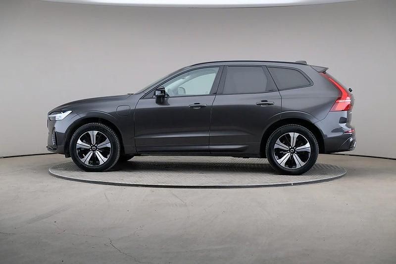 Begagnad Volvo XC60 Plus 350 HK (257 kW) 2022 Grå SUV