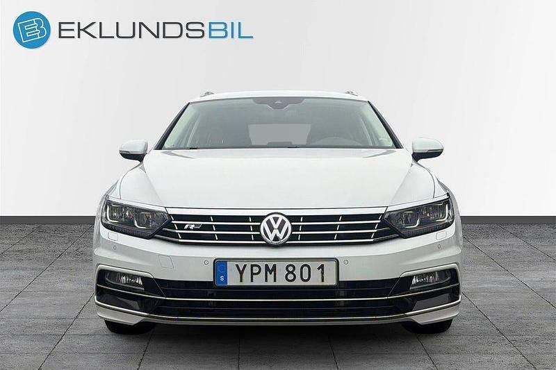 Begagnad VW Passat GT 190 HK (139 kW) 2017 Vit Kombi