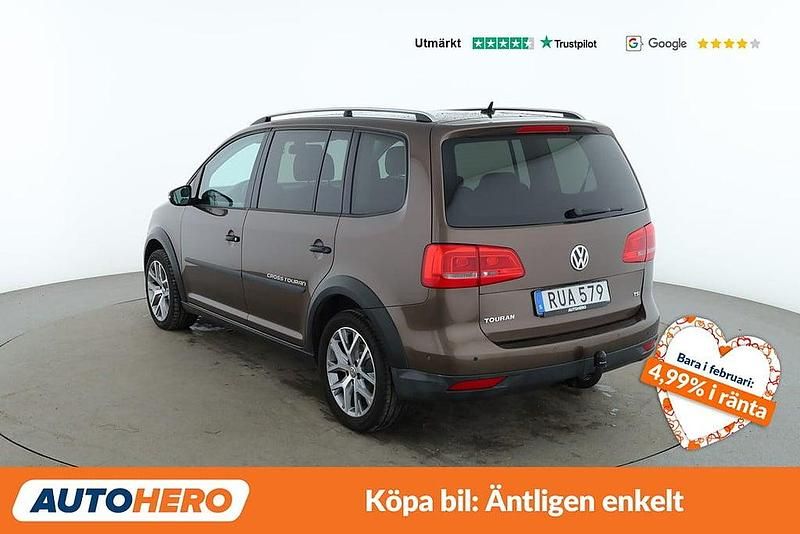Begagnad VW Touran Cross 141 HK (103 kW) 2014 Brun Minibuss