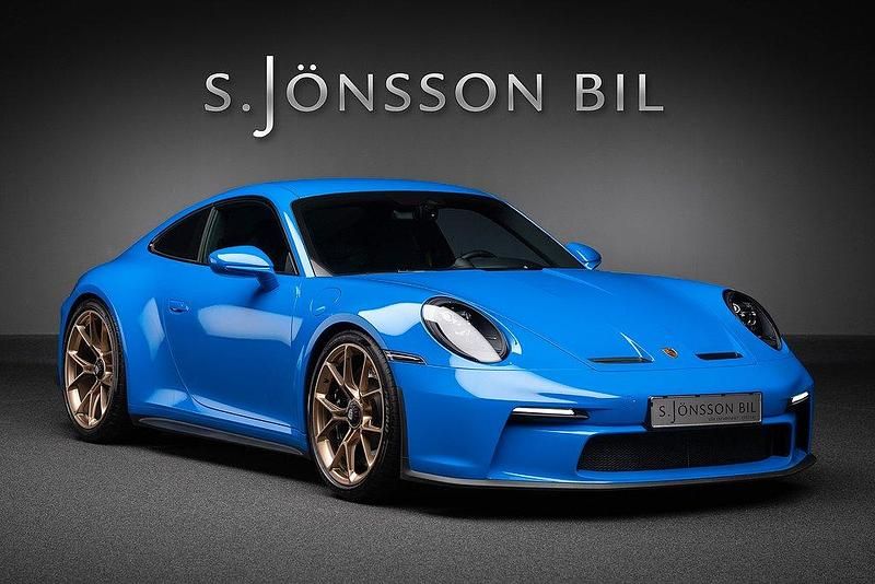 Blå Begagnad 2023 Porsche 992 | 2 195 000 kr (Superpris) - Bild 1/4