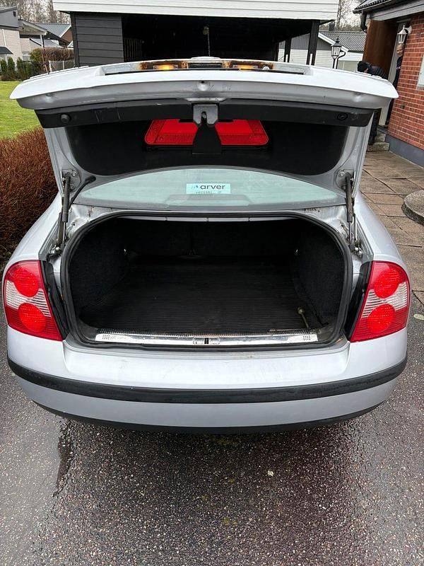 Begagnad VW Passat 150 HK (110 kW) 2005