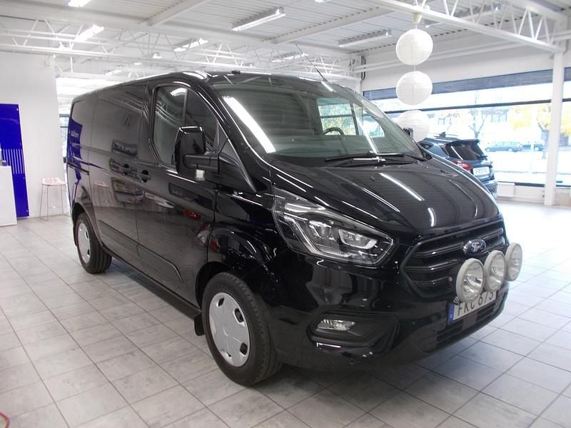Begagnad Ford Transit Custom 2019 Svart Pickup
