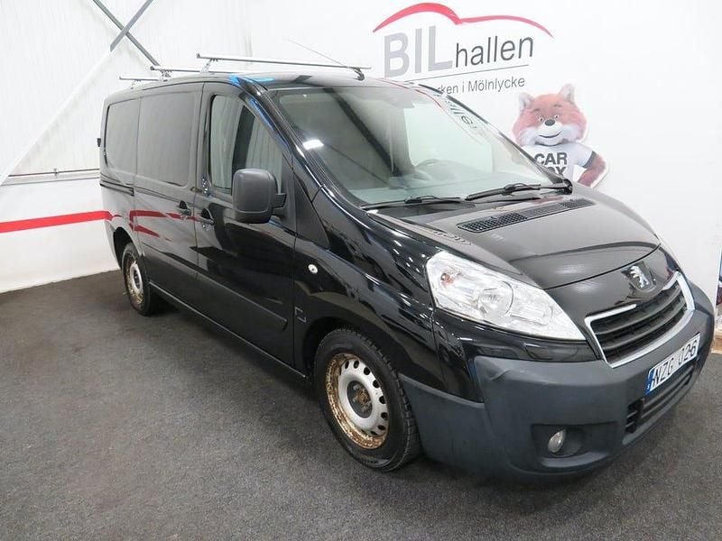 Begagnad Peugeot Expert 163 HK (119 kW) 2014 Svart Van