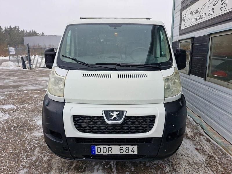 Begagnad Peugeot Boxer 101 HK (74 kW) 2011 Vit Van