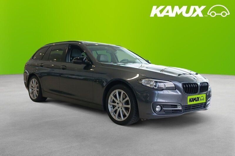 Silver/grå Begagnad 2015 BMW 530 Kombi | 209 900 kr (Bra pris) - Bild 1/4