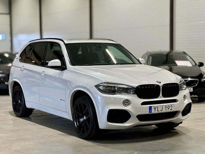 Begagnad BMW X5 M Sport 313 HK (230 kW) 2017 Vit metallic SUV
