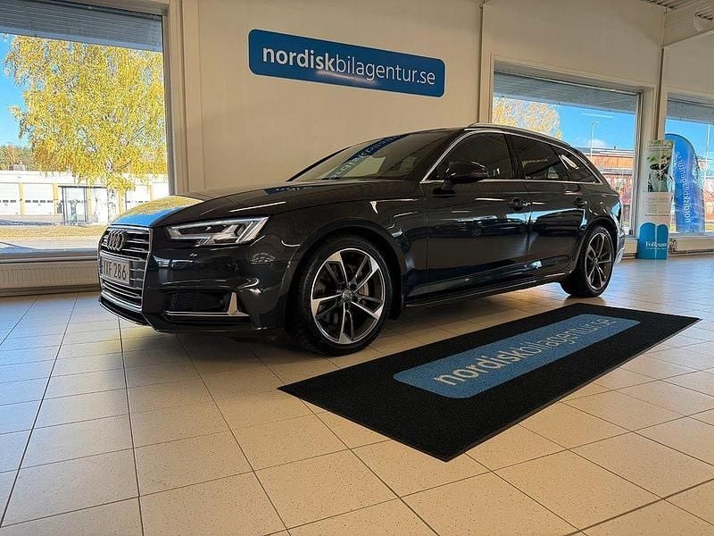 Grå (manhattan grå metallic) Begagnad 2018 Audi A4 Design Kombi | 229 900 kr (Lite dyr) - Bild 1/4