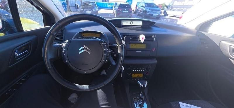 Begagnad 2006 Citroën C4 Halvkombi | 25 000 kr (Marknadspris) - Bild 1/4