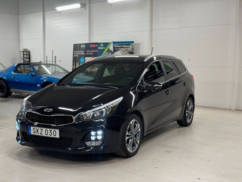 Svart Begagnad 2016 Kia Ceed Sportswagon GT-Line Kombi | 100 000 kr (Superpris) - Bild 1/4