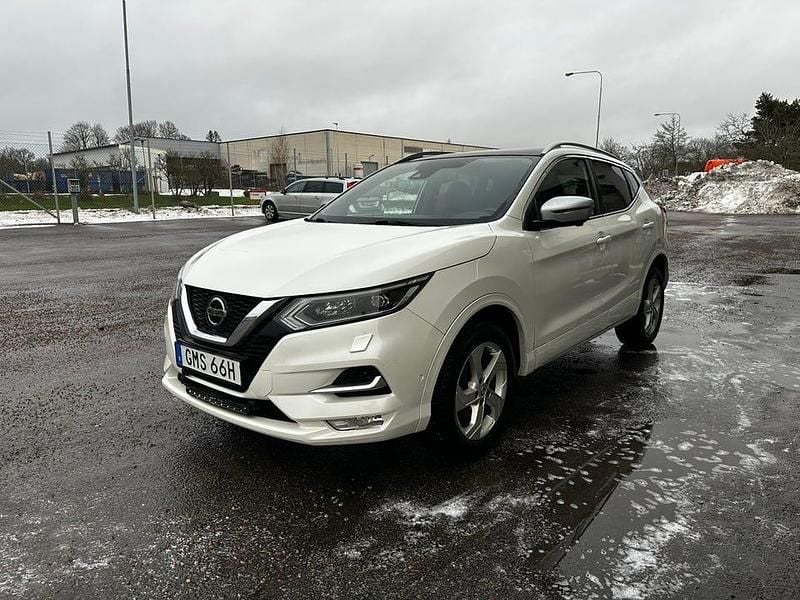 Begagnad 2019 Nissan Qashqai SUV | 159 000 kr (Bra pris) - Bild 1/4