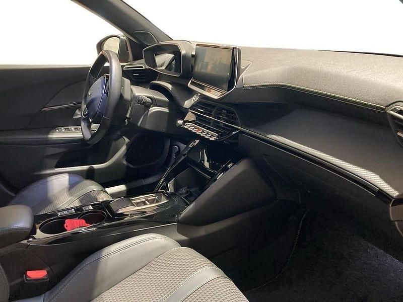 Begagnad Peugeot e-2008 GT 100 kW (137 HK) 2022 Orange SUV