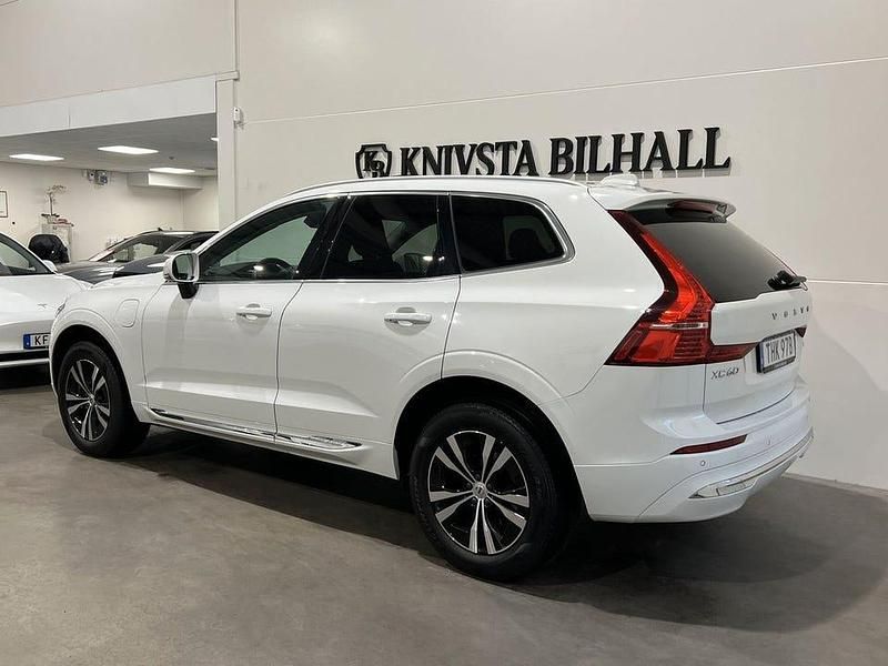 Begagnad Volvo XC60 Inscription 340 HK (250 kW) 2022 Vit SUV