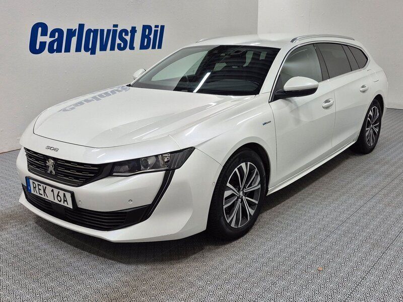 Vit (vit metallic) Begagnad 2021 Peugeot 508 Kombi | 255 000 kr (Marknadspris) - Bild 1/4