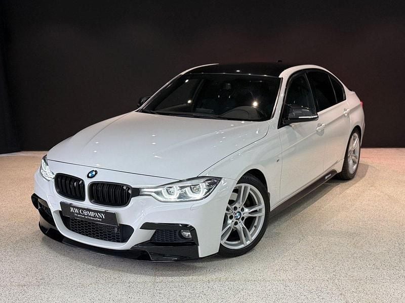 Begagnad 2016 BMW 330 M Performance Sedan | 279 000 kr (Dyr) - Bild 1/4