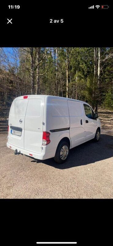 Vit Begagnad 2016 Nissan NV200 Van | 65 000 kr (Marknadspris) - Bild 1/3