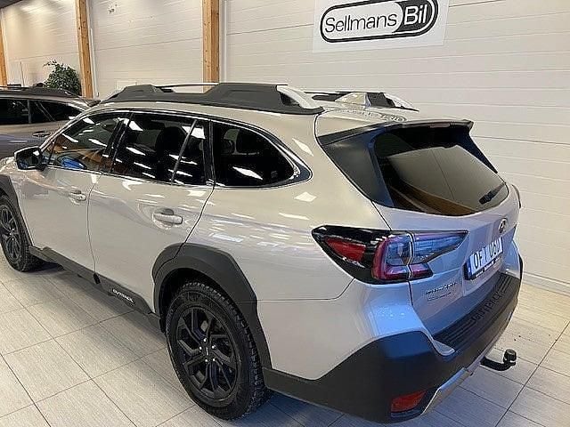 Begagnad Subaru Outback 169 HK (124 kW) 2024 Brun Kombi