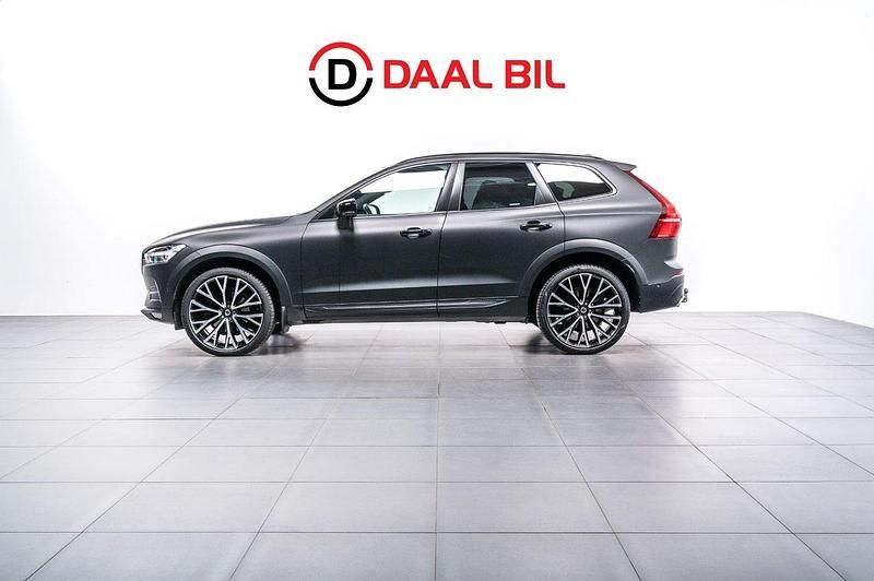 Svart Begagnad 2019 Volvo XC60 Inscription SUV | 389 700 kr (Marknadspris) - Bild 1/4