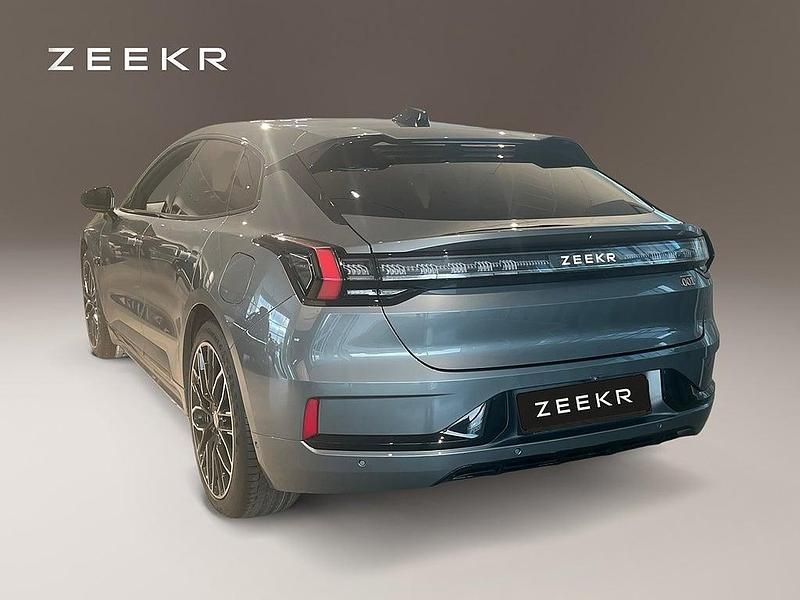 Begagnad Zeekr 001 400 kW (544 HK) 2023 Grå Halvkombi