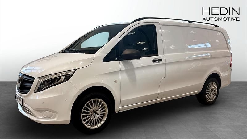Svart Begagnad 2021 Mercedes Vito Edition 1 Van | 299 000 kr - Bild 1/4