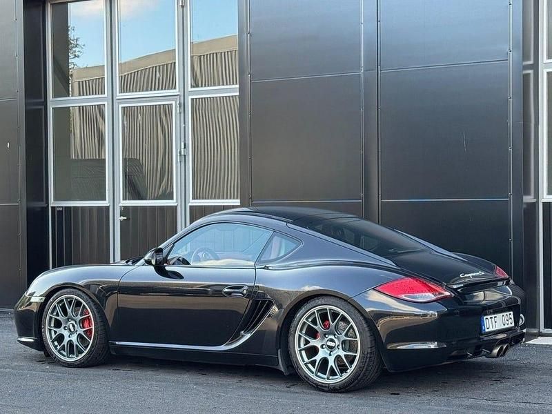 Begagnad Porsche Cayman S 320 HK (235 kW) 2009 Svart Sportkupé