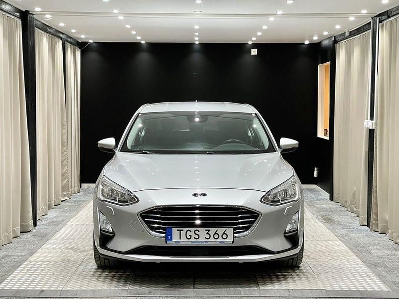 Begagnad Ford Focus 126 HK (92 kW) 2018 Grå Halvkombi