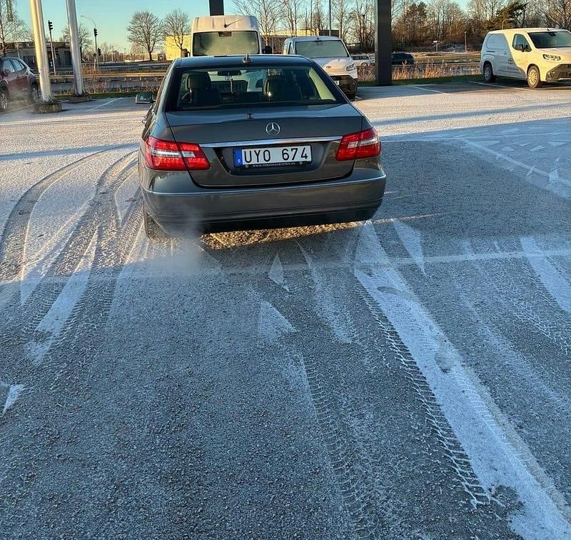 Begagnad Mercedes E200 184 HK (135 kW) 2011 Sedan