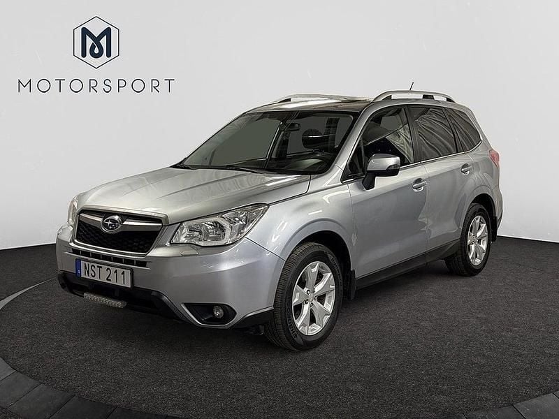 Silver Begagnad 2014 Subaru Forester SUV | 209 900 kr (Lite dyr) - Bild 1/3