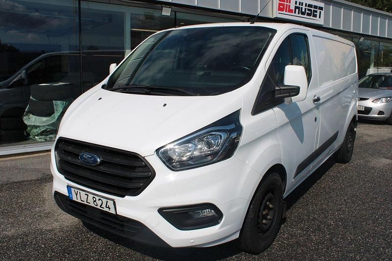 Vit Begagnad 2018 Ford Transit Custom Van | 174 900 kr (Marknadspris) - Bild 1/4