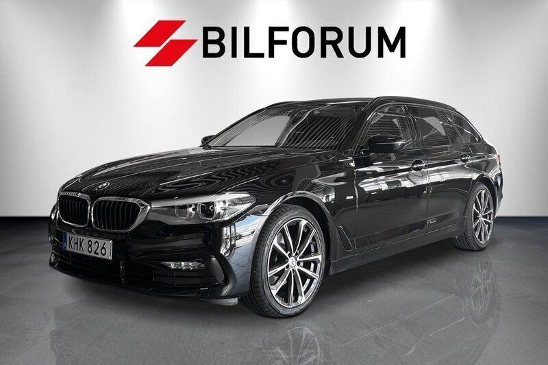 Svart Begagnad 2017 BMW 520 Sport Line Kombi | 239 900 kr (Marknadspris) - Bild 1/4