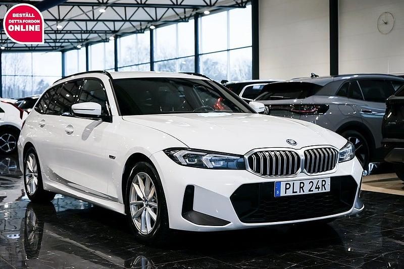 Begagnad BMW 330e M Sport 184 HK (135 kW) 2022 Vit Kombi