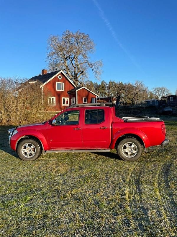 Begagnad 2012 Nissan Navara Pickup | 143 750 kr (Lite dyr) - Bild 1/4
