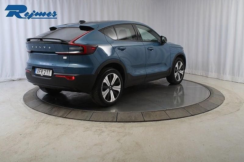Begagnad Volvo C40 Core 169 kW (231 HK) 2023 Fjord blue metallic SUV