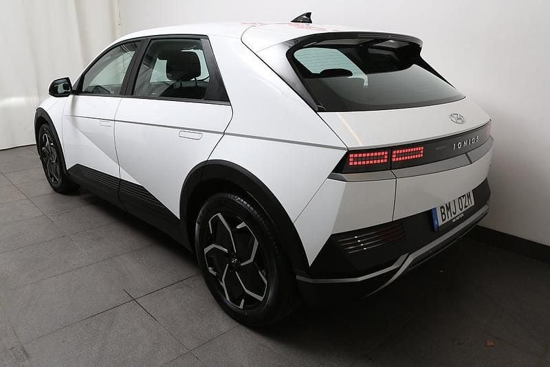Begagnad Hyundai Ioniq 5 Essential 239 kW (325 HK) 2023 Vit SUV