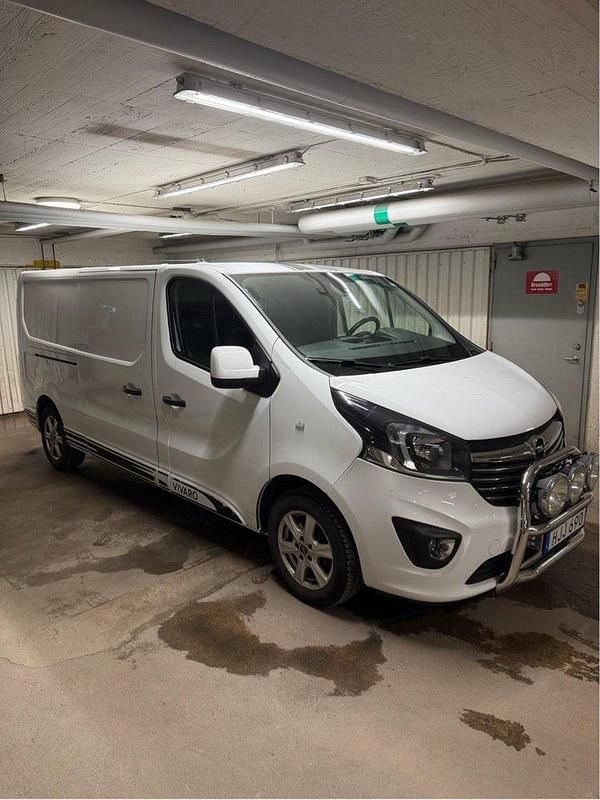 Vit Begagnad 2019 Opel Vivaro Van | 154 900 kr (Marknadspris) - Bild 1/4