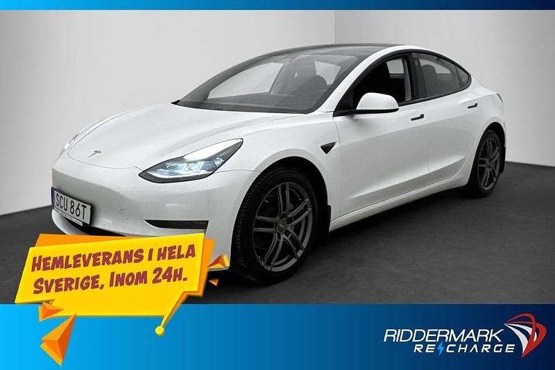 Vit Begagnad 2021 Tesla Model 3 Long Range AWD Sedan | 309 800 kr (Marknadspris) - Bild 1/3