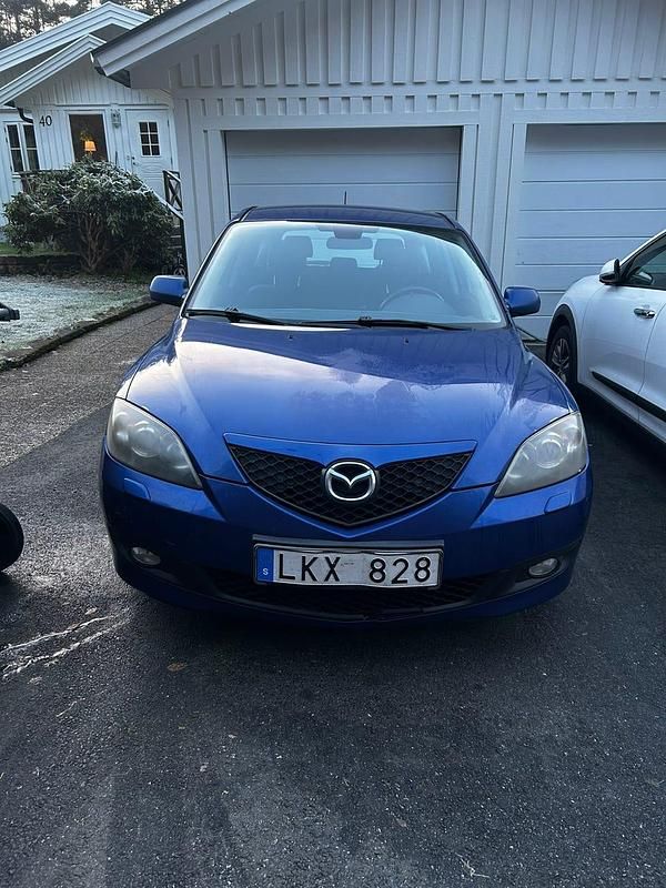 Begagnad 2007 Mazda 3 Inclusive Halvkombi | 15 000 kr (Superpris) - Bild 1/4