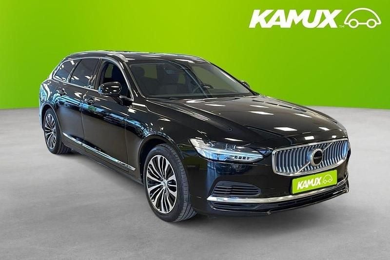 Begagnad Volvo V90 Core 350 HK (257 kW) 2023 Svart Kombi