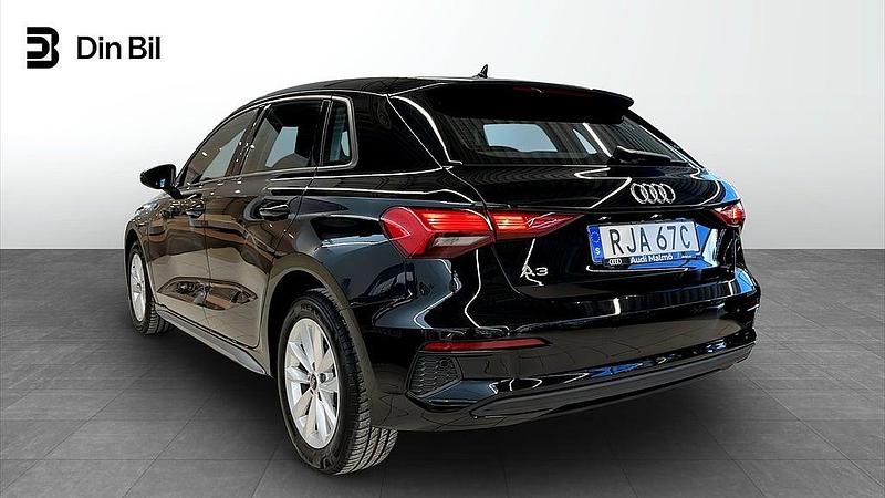 Begagnad Audi A3 Sportback Proline 150 HK (110 kW) 2023 Svart Halvkombi