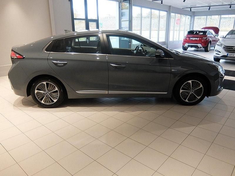 Begagnad Hyundai Ioniq Premium 165 HK (121 kW) 2019 Okänd Halvkombi