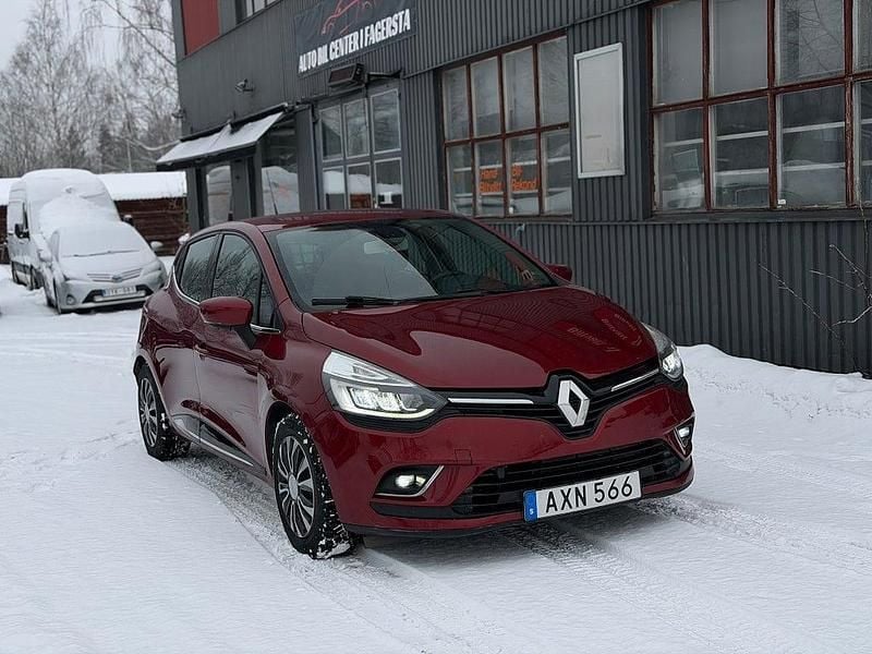 Begagnad Renault Clio IV 90 HK (66 kW) 2016 Okänd Halvkombi