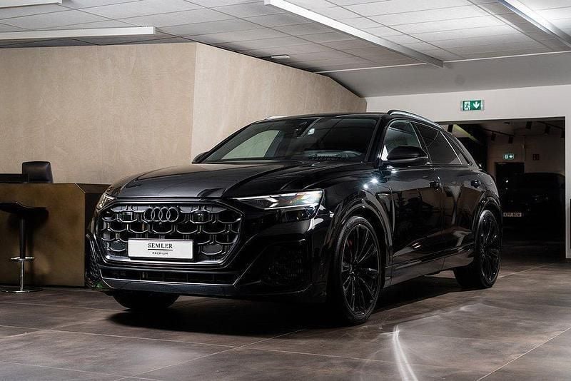 Svart Begagnad 2024 Audi Q8 Design SUV | 1 049 000 kr (Dyr) - Bild 1/4