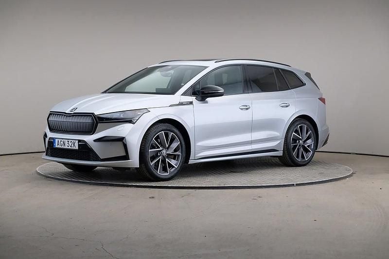 Begagnad Skoda Enyaq iV SportLine 194 kW (265 HK) 2022 Silver SUV