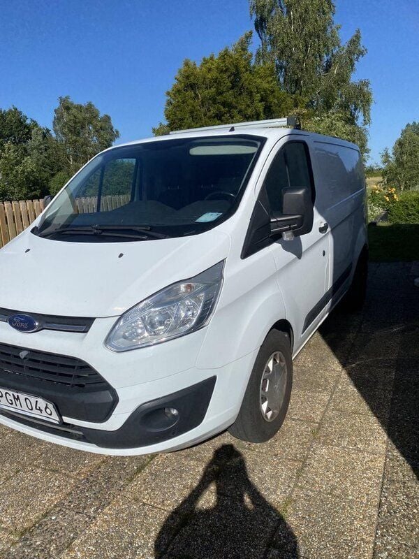 Vit Begagnad 2017 Ford Transit Custom | 59 000 kr (Marknadspris) - Bild 1/3