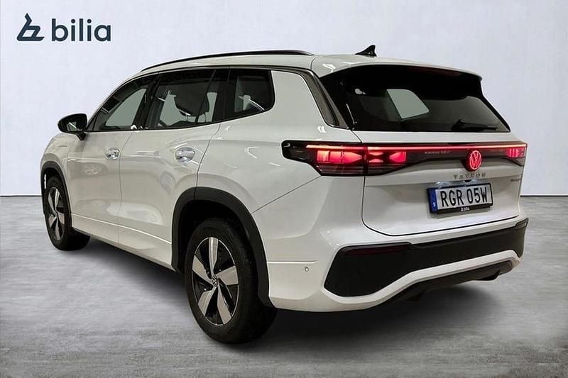 Begagnad VW Tayron Life 207 HK (152 kW) 2025 Vit SUV