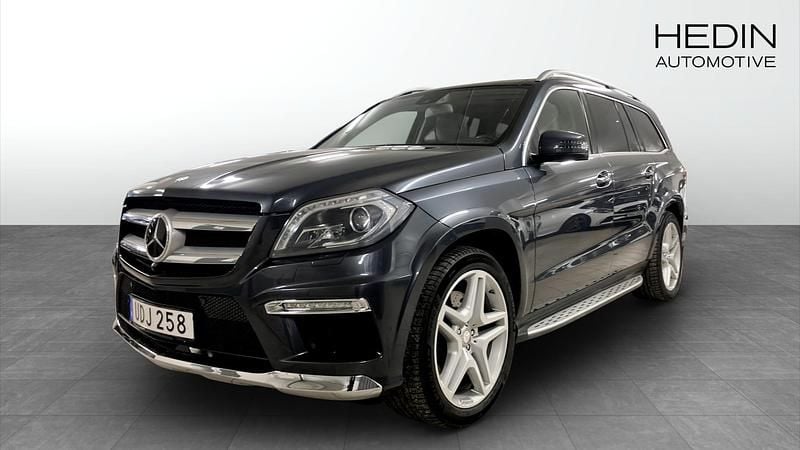 Grå Begagnad 2015 Mercedes GL350 SUV | 359 900 kr - Bild 1/4
