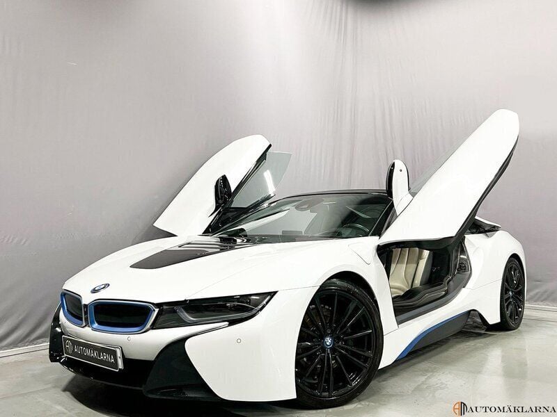 Begagnad 2019 BMW i8 Sportkupé | 1 149 000 kr - Bild 1/4